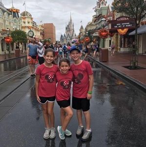 Meet your Posher, Nicky